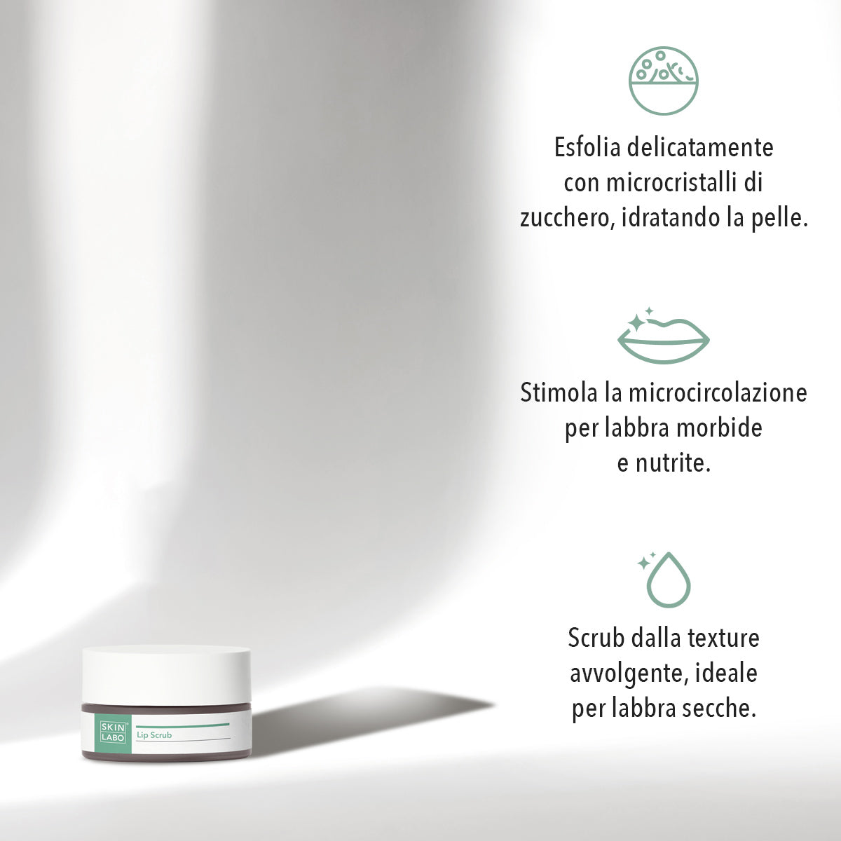 SCRUB PENTRU BUZE